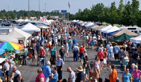 This Enormous Roadside Farmers Market In Missouri Is Too Good To Pass Up