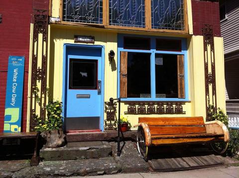 If You Live In Buffalo, You Must Visit This Charming Farm Store At Least Once