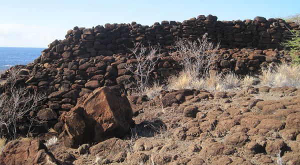 Most People Have Never Heard Of This Impressive Archaeological Site Hiding In Hawaii