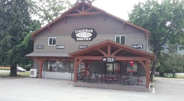 The Idaho Country Bakery With Cinnamon Rolls As Big As Your Head