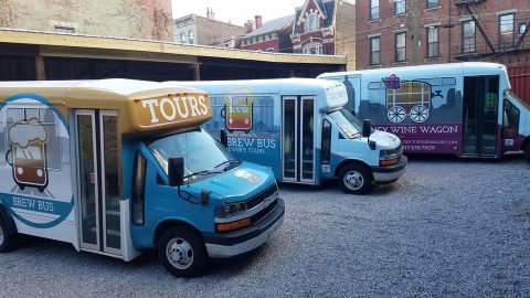 Hop On This BBQ Bus For The Most Mouthwatering Tour Of Cincinnati