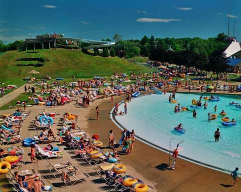 This Old-School Water Park In Maine Is The Most Fun You’ve Had In Ages