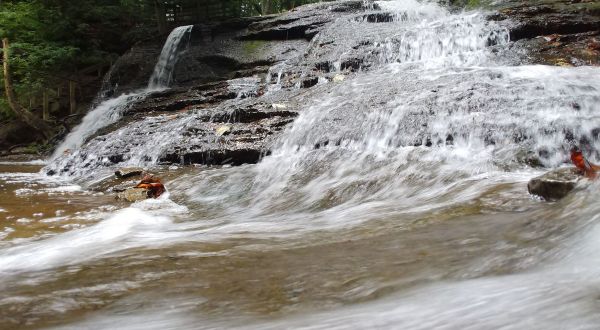 This Park And Waterfall Near Pittsburgh Will Be Your New Favorite Paradise