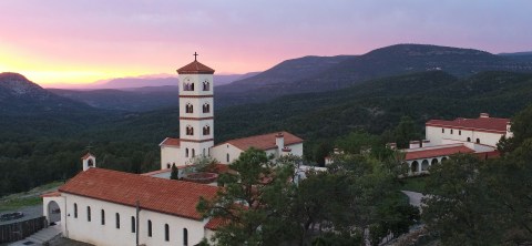 Most People Have No Idea This Beautiful Monastery In New Mexico Exists