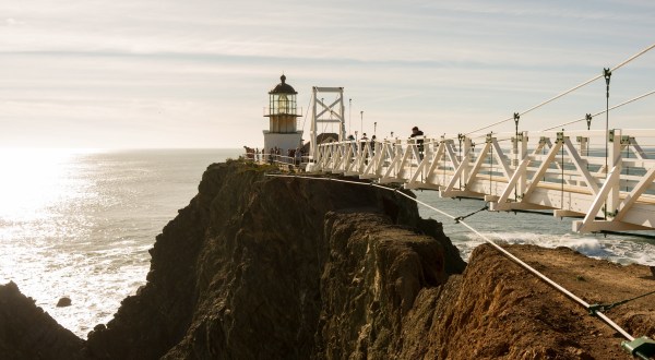The Lighthouse Walk In Northern California That Offers Unforgettable Views