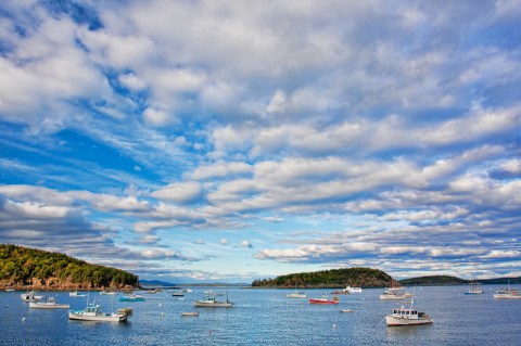 The Beautiful Maine Town That's Surrounded By Water On 3 Sides