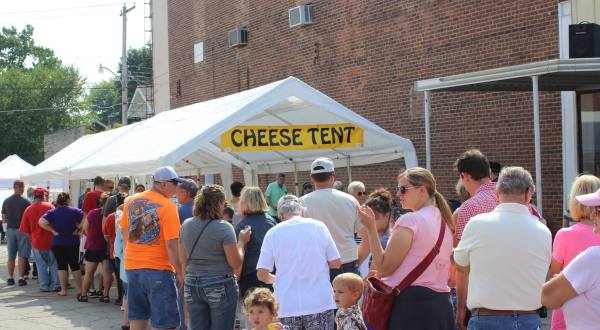 There’s A Great Big Cheese Festival Coming To Illinois And It Looks As Delicious At It Sounds