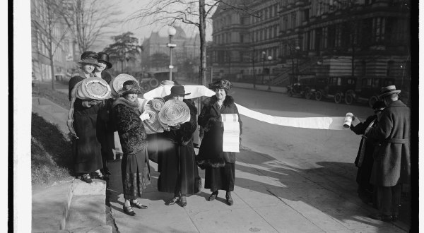 These 10 Candid Photos Show What Life Was Like In Minnesota In the 1920s