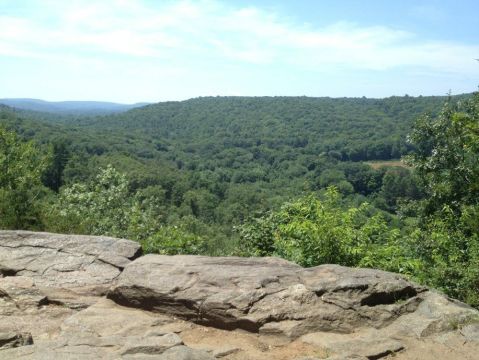 This Easy Hike In Connecticut Is Less Than Two Miles And Takes You To A Beautiful View