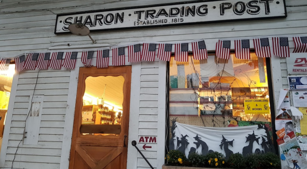 This Old-Fashioned Trading Post In Vermont Is The Last Of Its Kind