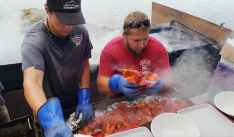 This Seafood Feast On The Beach In Maine Is What Summer Dreams Are Made Of