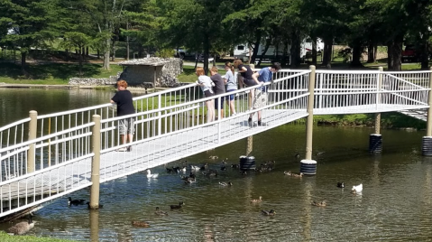 The Lakefront Campground In Kentucky That Offers Good, Old-Fashioned Family Fun