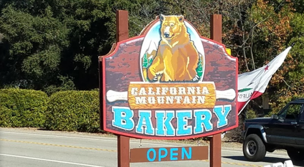 The Southern California Country Bakery With Cinnamon Rolls As Big As Your Head