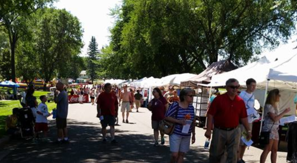Enjoy An Outdoor Art Market At The North Dakota Capitol Grounds This Summer
