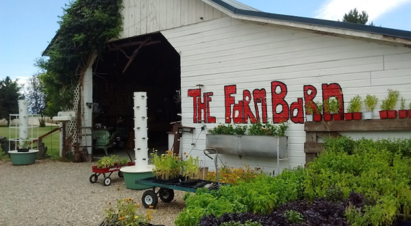 This Enormous Roadside Farmers Market In Idaho Is Too Good To Pass Up