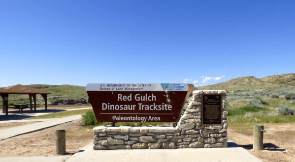 Walk In The Footsteps Of Dinosaurs At This Prehistoric Playground In Wyoming