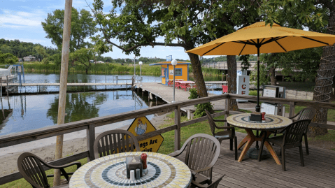 Dine In A Tropical Wonderland At Minnesota's Most Colorful Waterfront Restaurant