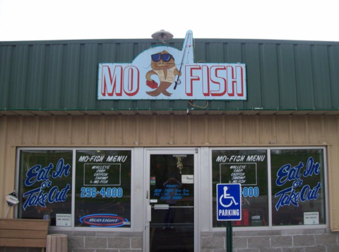 The Best Little Seafood Shack In Iowa Is Located Off The Beaten Path