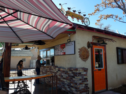 The Burgers And Shakes From This Middle-Of-Nowhere Nevada Restaurant Are Worth The Trip