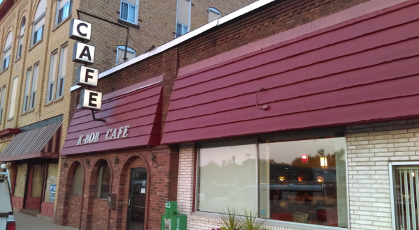 This Longstanding Family-Owned Cafe In Minnesota Will Make You Feel Right At Home