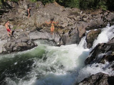 This 4-Mile Hike In Washington Leads To The Dreamiest Swimming Hole