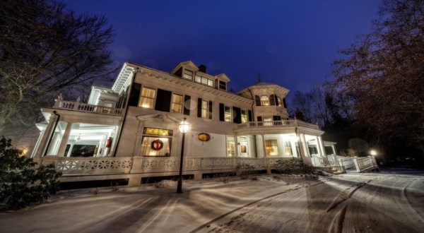 This Overnight Ghost Hunt In Massachusetts Is The Creepiest Thing You’ll Ever Do