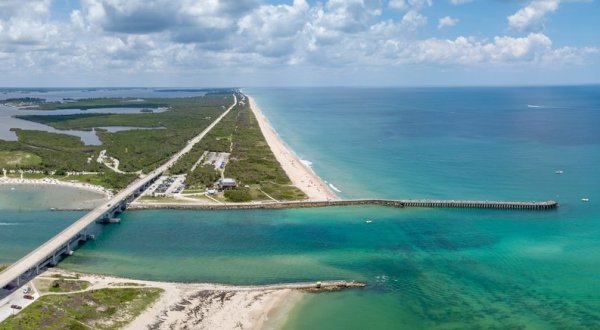 The One Park In Florida With An Off-Shore Shipwreck Truly Has It All