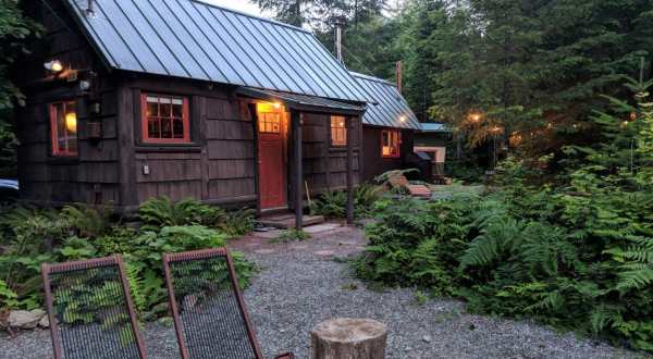 Soak Under The Stars At This Historic Hot Springs Cabin In Washington