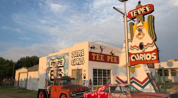 It Doesn’t Get More New Mexico Than This Nostalgic Must-See Stop On Route 66