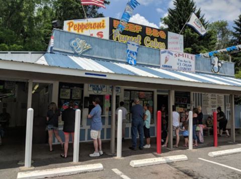 These 7 Ice Cream Parlors Have The Best Soft Serve In West Virginia