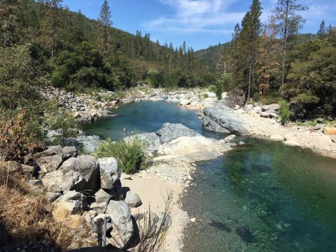 This 1-Mile Hike In Northern California Is Full Of Jaw-Dropping Natural Pools