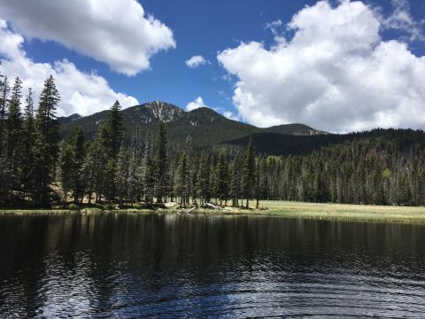 The Gorgeous Lake Trail In New Mexico You'll Want To Take This Summer