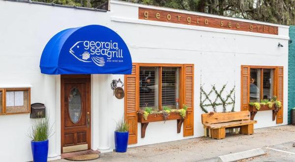 The Oceanside Grill In This Tiny Georgia Beach Town Is The Perfect Dinner Spot