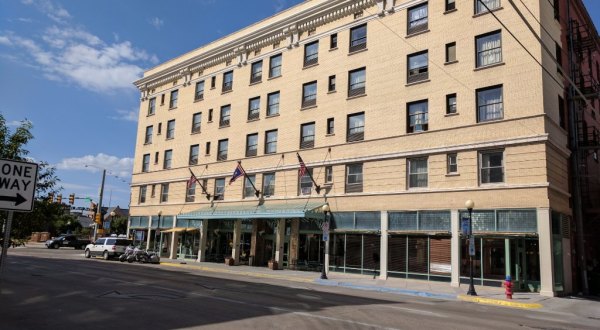 There’s A Ghost Named Rosie Who Roams The Halls At This Haunted Wyoming Hotel