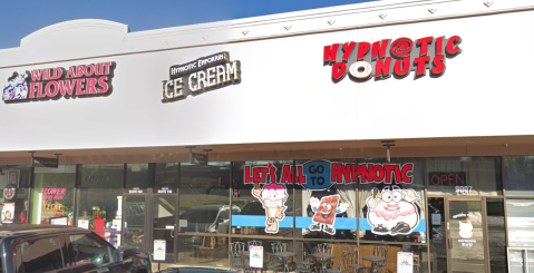This Sugary-Sweet Ice Cream Shop In Texas Serves Enormous Portions You’ll Love