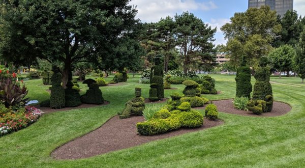The Whimsical Topiary Garden In Ohio That Will Capture Your Imagination