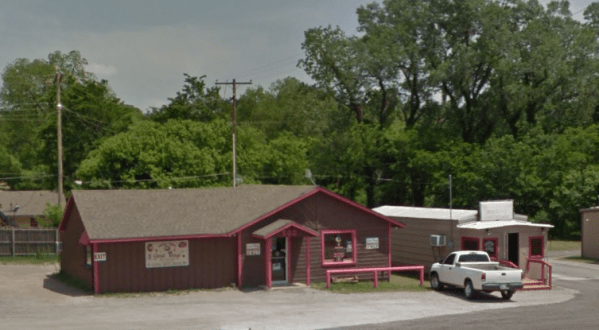 This Homemade Ice Cream Shop In Oklahoma Is Worth Pulling Over For