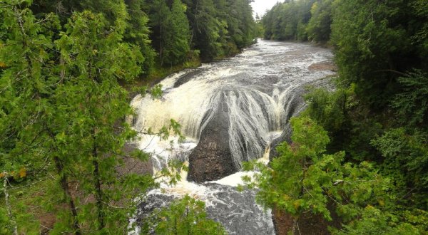 The Secret Waterfall In Michigan That Most People Don’t Know About