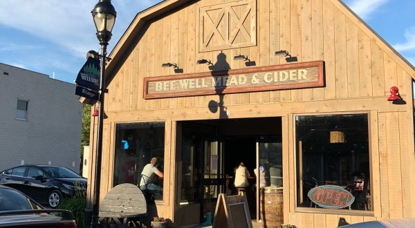 The Sweetest Little Cider Shop In Michigan Is Worthy Of Your Bucket List