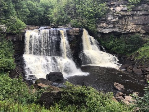 The Waterfall Views Near This West Virginia Restaurant Are As Praiseworthy As The Food