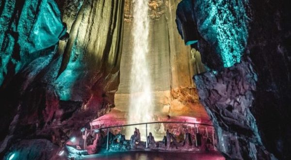 The Rare Underground Waterfall In Tennessee You’ll Have To See To Believe