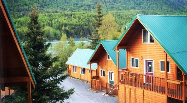 This Wonderous Fisherman’s Lodge On The Banks Of A Glacier Fed River Is Picture Perfect