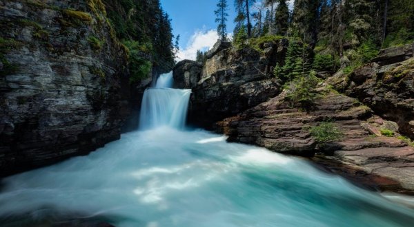 There’s An Emerald Waterfall Hiding In Montana That’s Too Beautiful For Words