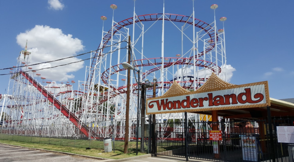 This Retro Amusement Park In Texas Is A True Blast From The Past