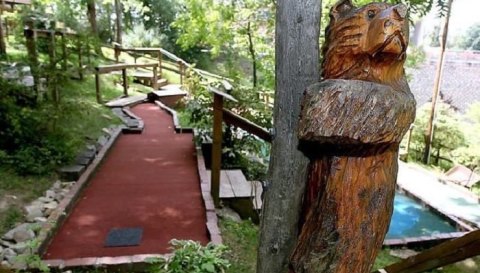 Mountain State Miniature Golf In West Virginia Is Insanely Fun For The Whole Family