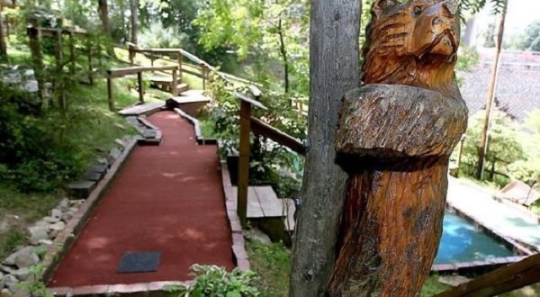Mountain State Miniature Golf In West Virginia Is Insanely Fun For The Whole Family