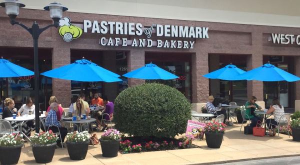 Sink Your Teeth Into Authentic Danish Pastries At This Amazing Bakery In Missouri