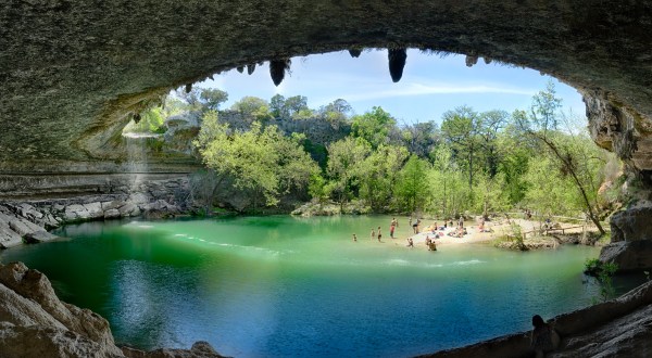 Hiking To This Aboveground Cave In Texas Will Give You A Surreal Experience