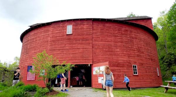 The Pakatakan Farmers Market In New York Is Located Inside The Historic Round Barn