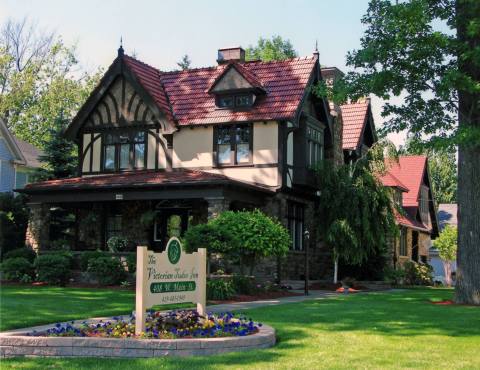 This Victorian Tudor Inn Just Might Be The Most Charming Place You Can Stay In All Of Ohio